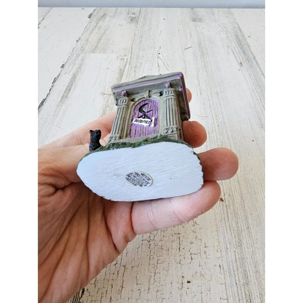 Lemax Halloween outhouse‎ cemetery cat accessory village decor